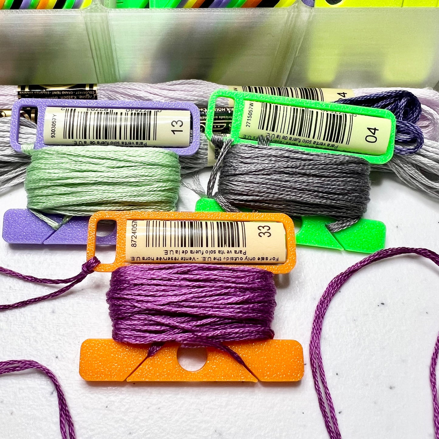 MEGA Bobbin Drop with Label Tag Slot | Floss Thread Storage | Cross Stitch, Embroidery and Needlework Organization