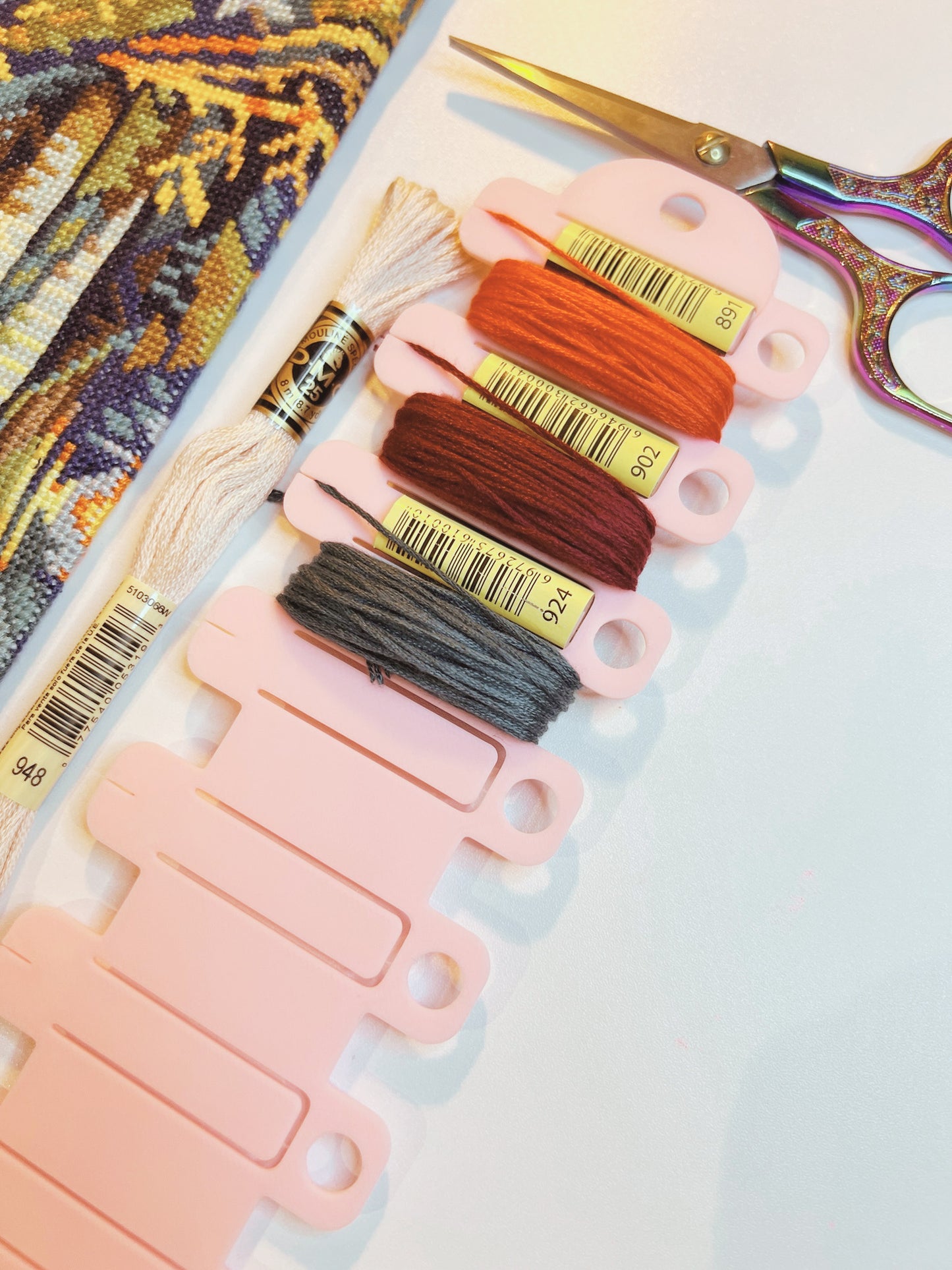 MEGA Floss Wrap Card with Full Label Tag Slots | Holds 7