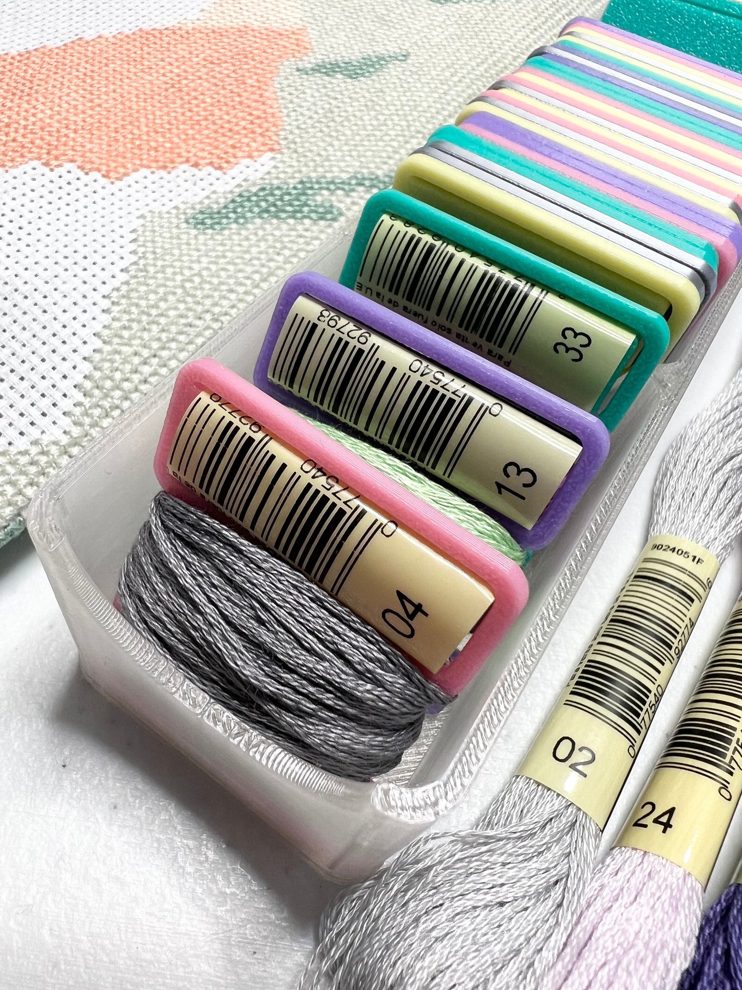 Bobbin with Label Slot | Standard Size | Floss Thread Storage | Cross Stitch, Embroidery and Needlework Organization