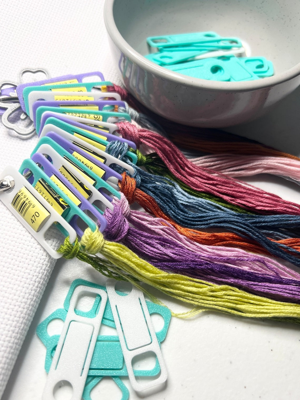 MIDI Floss Thread Drops with Label Tag Slot | Cross Stitch, Embroidery and Needlework Organization